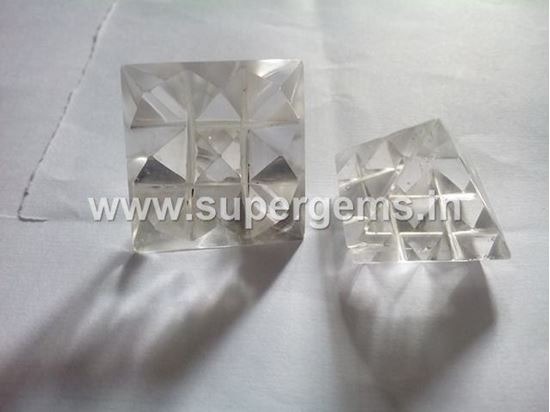 Picture of crystal pyramid with 9 pyramid in base 