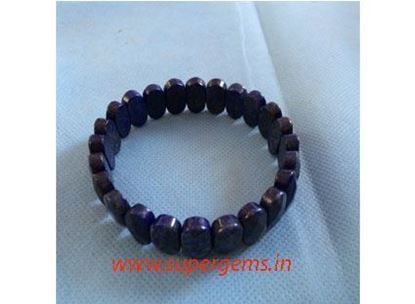 Picture of lapis lazuli diomond cut bracelet