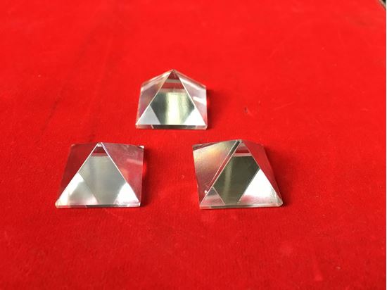 Picture of crystal clear quartz pyramid