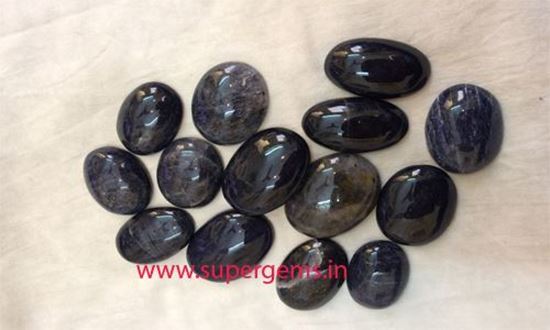 Picture of blue aventurine cabs