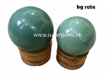 Picture of green aventurine sphere