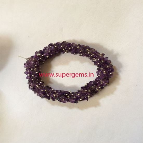 Picture of garnet chips art bracelet