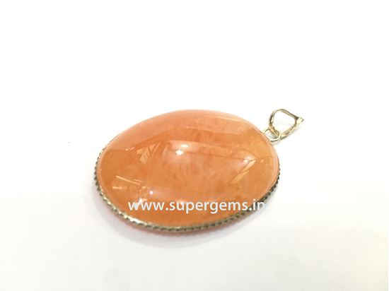 Picture of red avnturine oval shape pendant