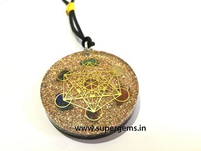 Picture of orgonite copper chakra metatron pendnat